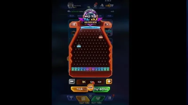 Mini game Plinko là trò chơi thả bóng vào bảng